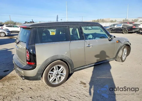 2011 Mini Cooper Clubman from USA, damaged, VIN WMWZF3C57BTX81807